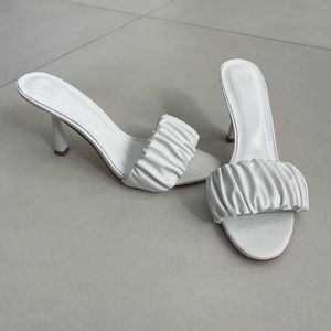 WORN ONCE - LPA Augustine Heel in White